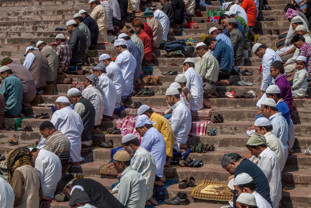 6 Steps for Praying for Muslims • Frontiers USA
